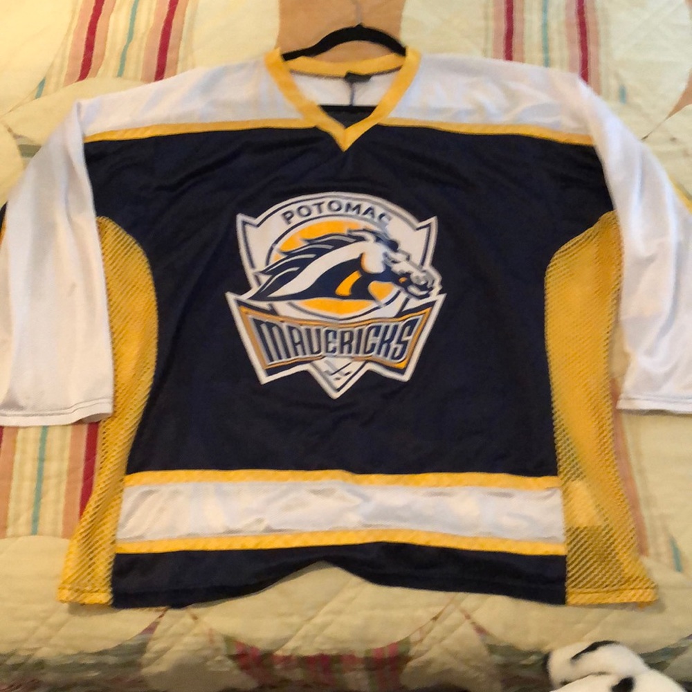 Club Hockey Jersey. Potomac Mavericks